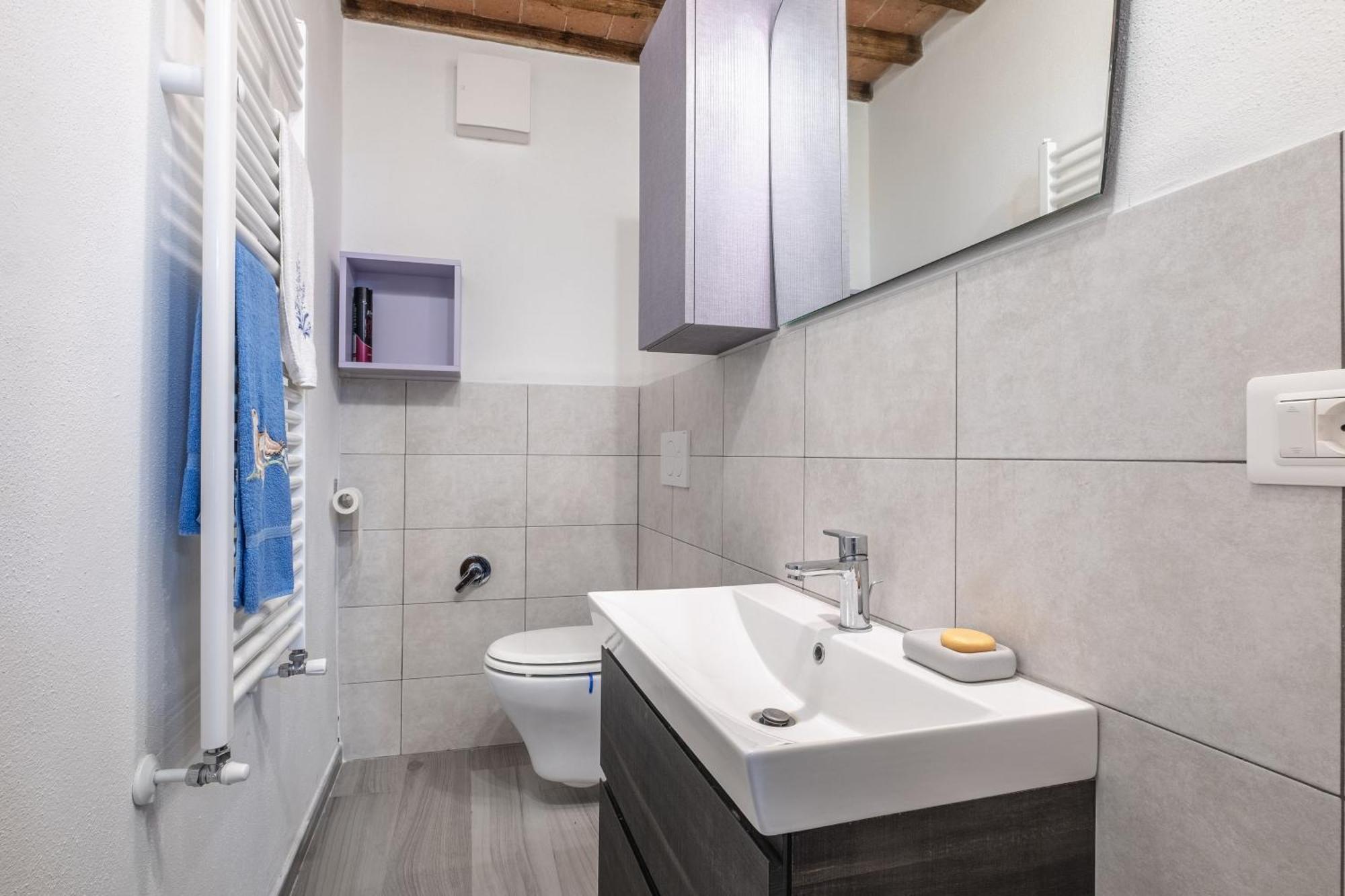 A Casa Da Nonna Elisa Apartment Кастел дел Пиано Екстериор снимка